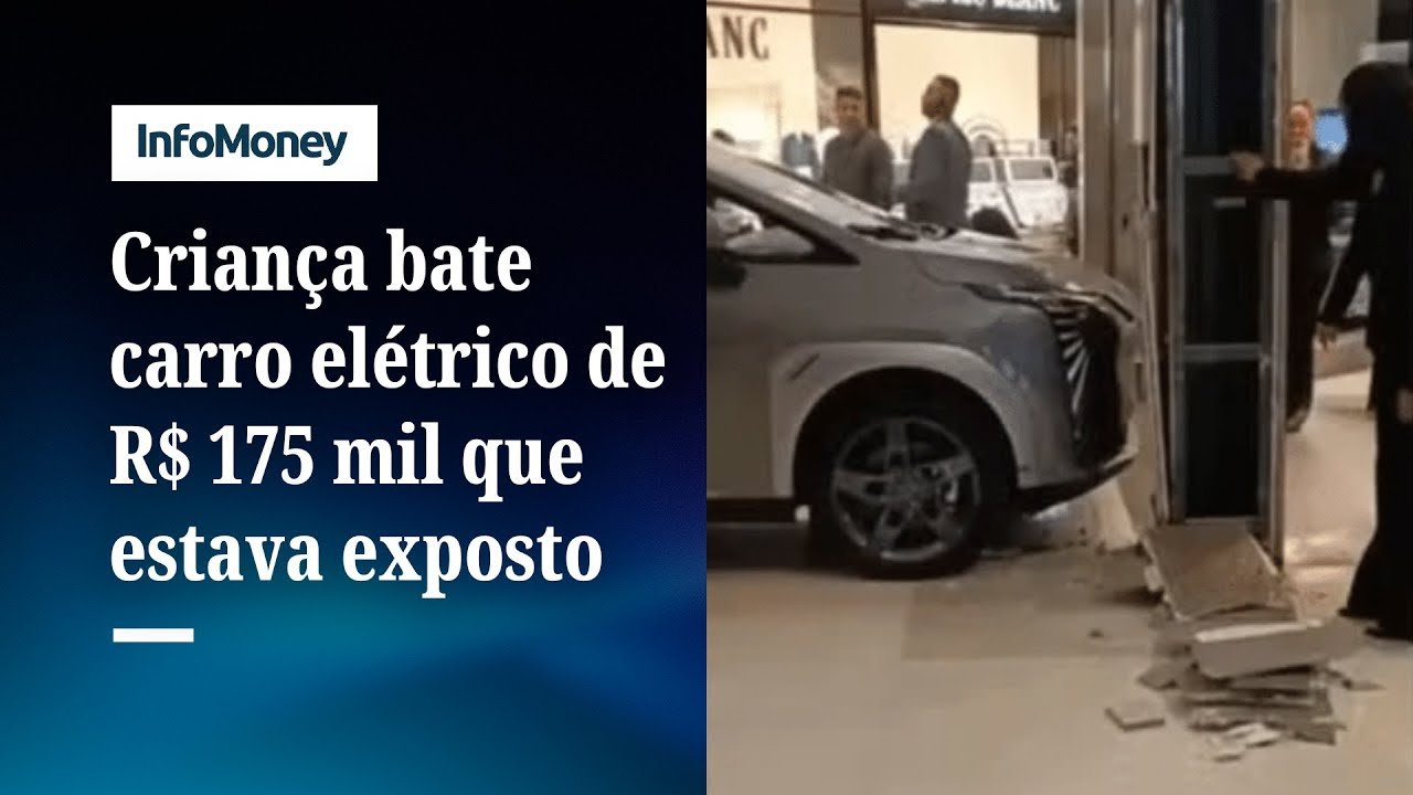 Criança bate carro elétrico de R$ 175 mil em loja dentro de shopping em SP