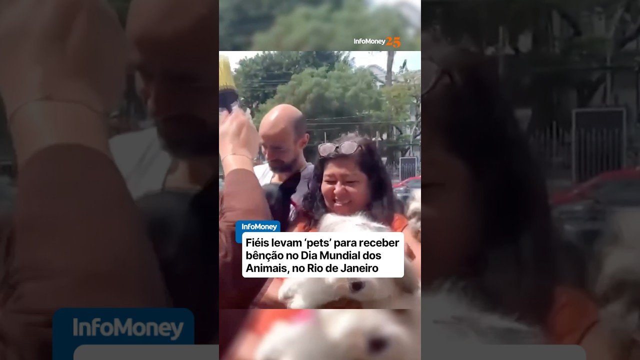 Fiéis levam ‘pets’ para receber benção no Dia Mundial dos Animais