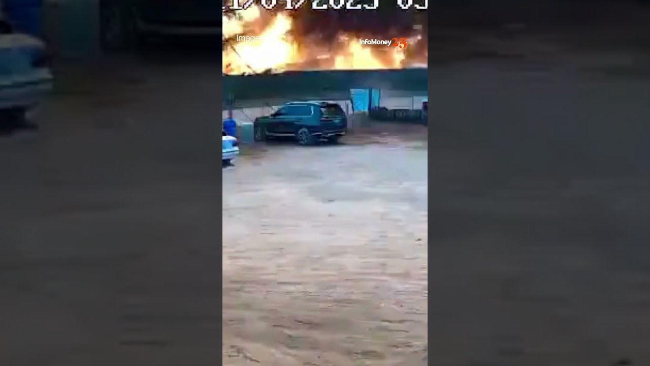 Avião da UPS cai em área comercial nos EUA; número de mortos sobe para 7