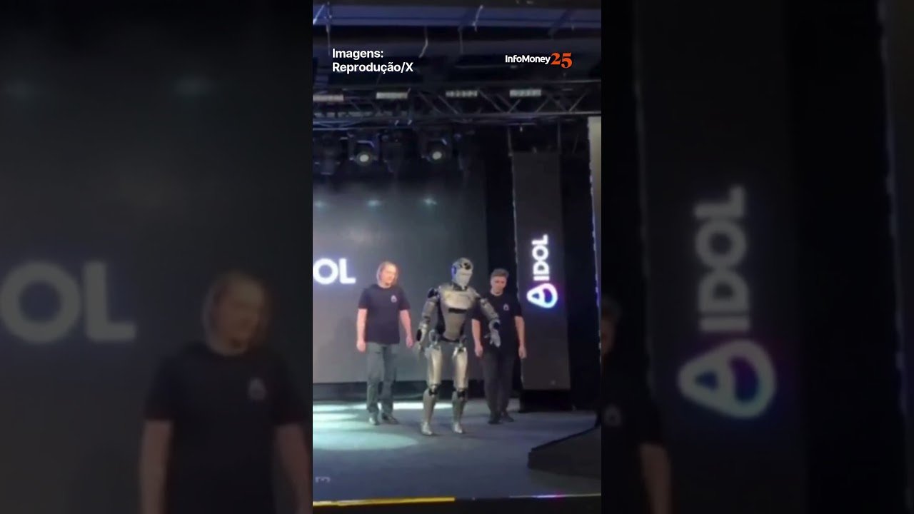 Robô humanoide com IA da Rússia cai segundos após a estreia
