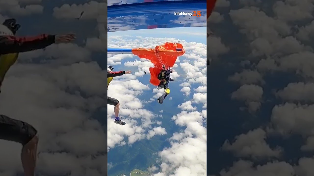 Paraquedista fica preso em asa de avião ao saltar na Austrália