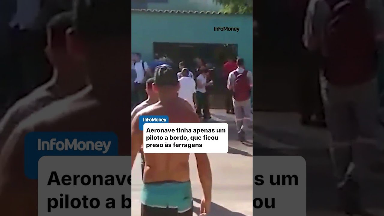 Avião cai e atinge galpão de oficina mecânica em Guarapari