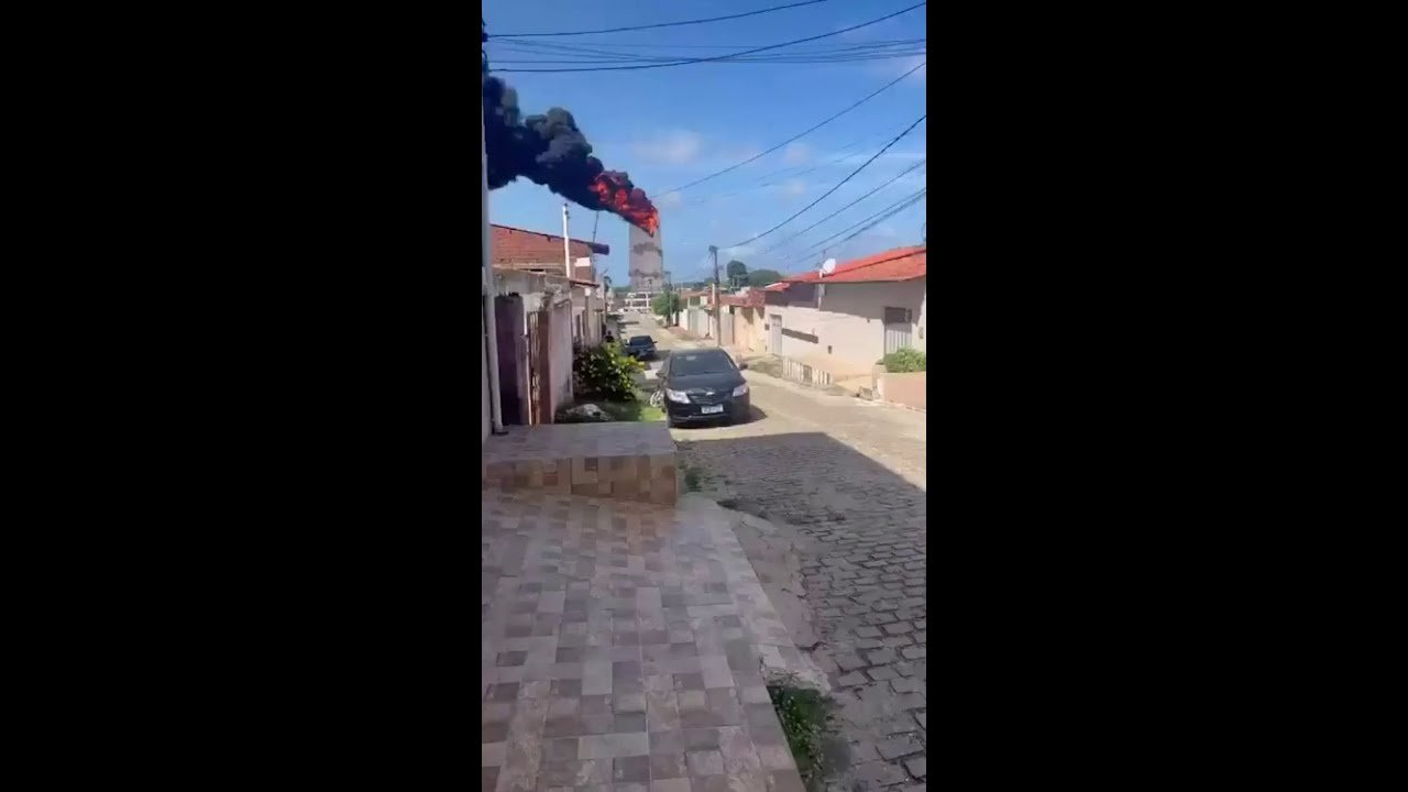 Incêndio destrói estátua de Nossa Senhora de Fátima em construção