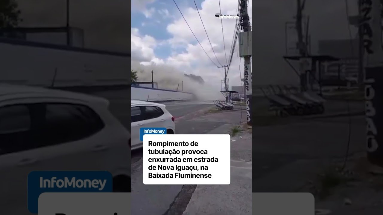Rompimento de tubulação provoca enxurrada e alaga ruas e casas em Nova Iguaçu