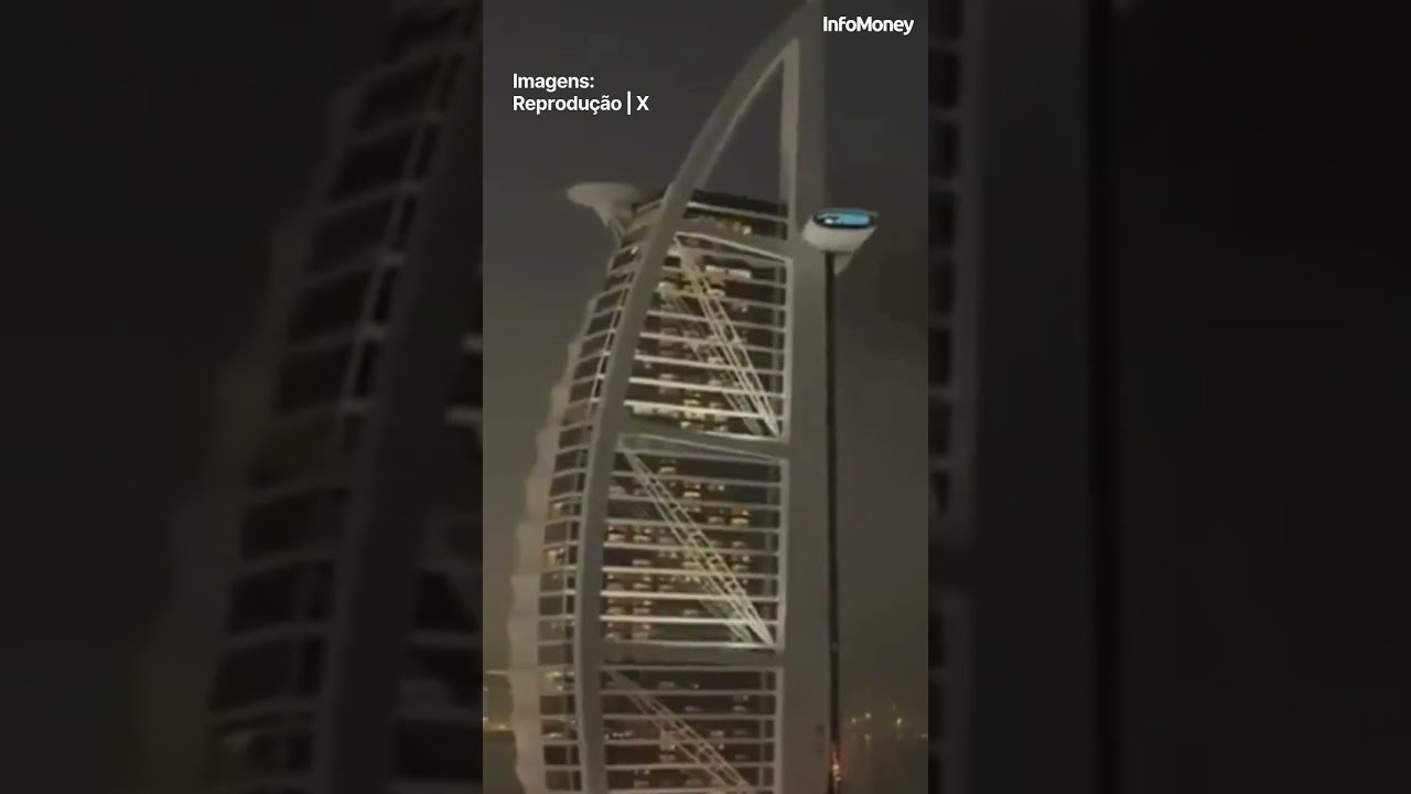 Hotel de luxo em Dubai, Burj Al Arab é atingido por destroços de drone