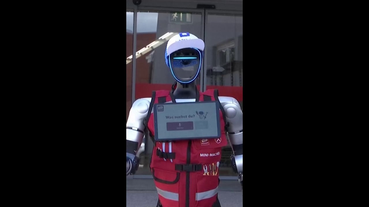 Robô humanoide com sotaque austríaco ajuda clientes em loja na Alemanha