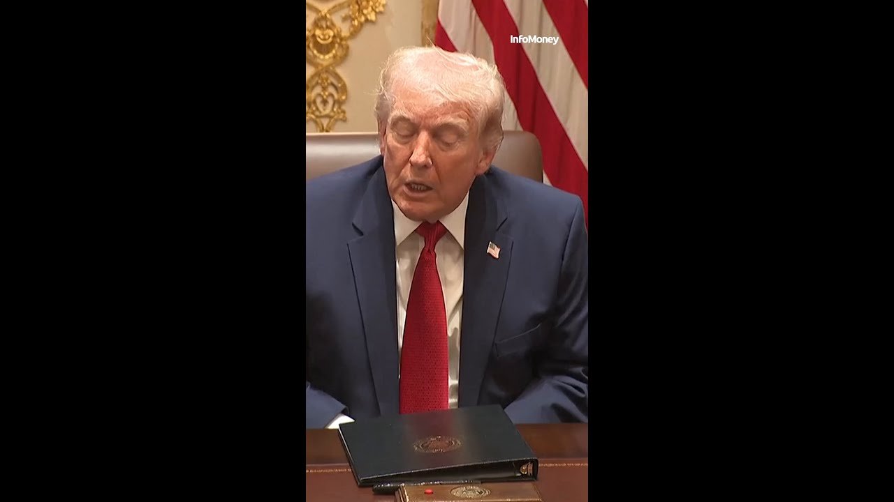 Trump posta foto gerada poe IA tomando banho em espelho d’água | InfoMoney News