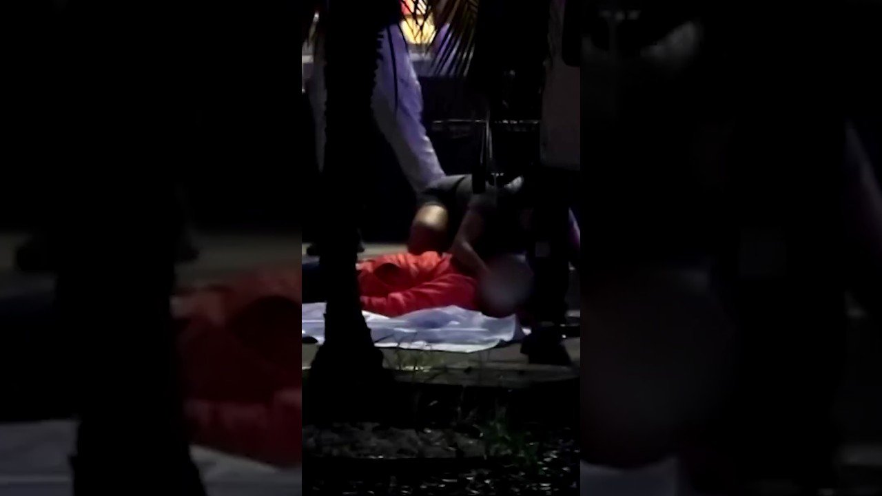 Influenciador é morto a tiros enquanto fazia live no México