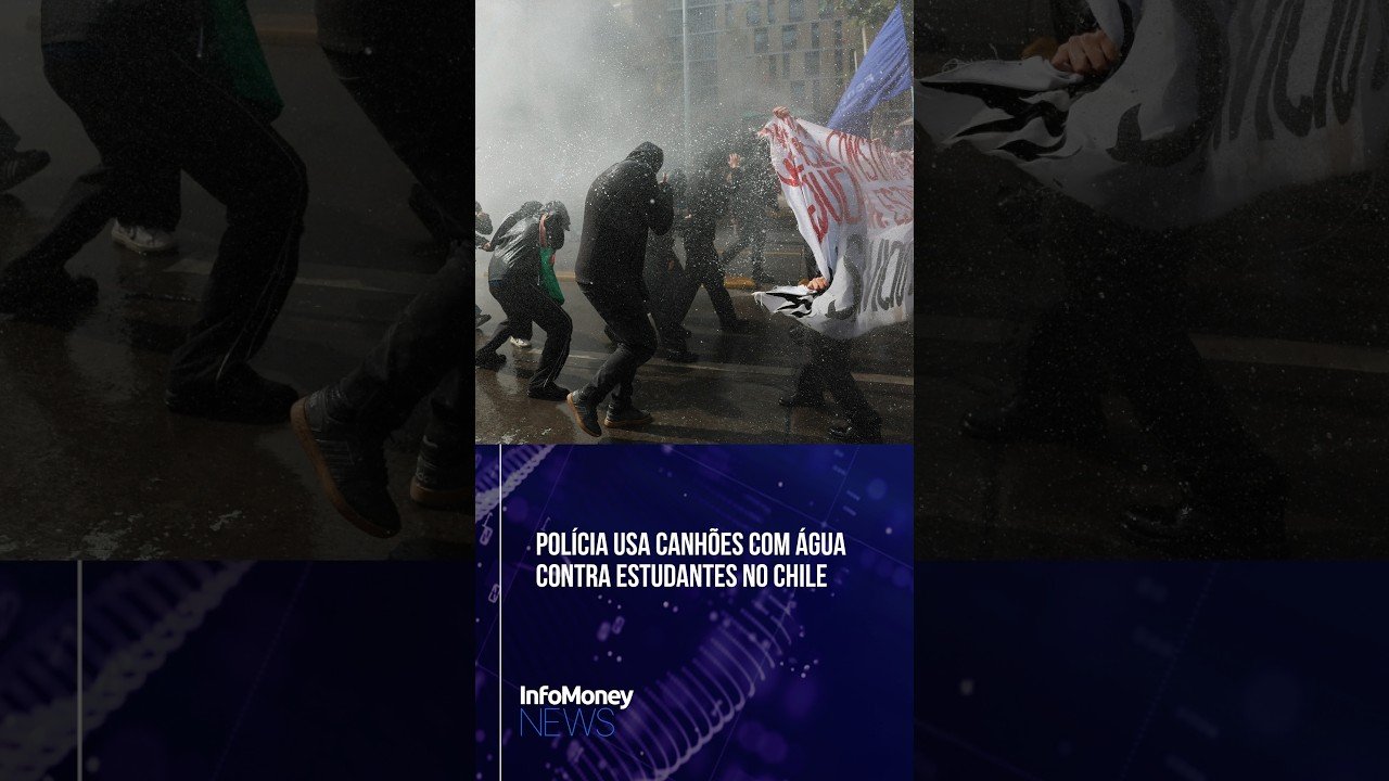 Polícia usa canhões de água para dispersar protesto no Chile | InfoMoney News